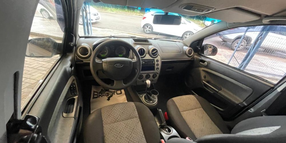 WhatsApp Image 2025-12-09 at 17.27.24 (12)