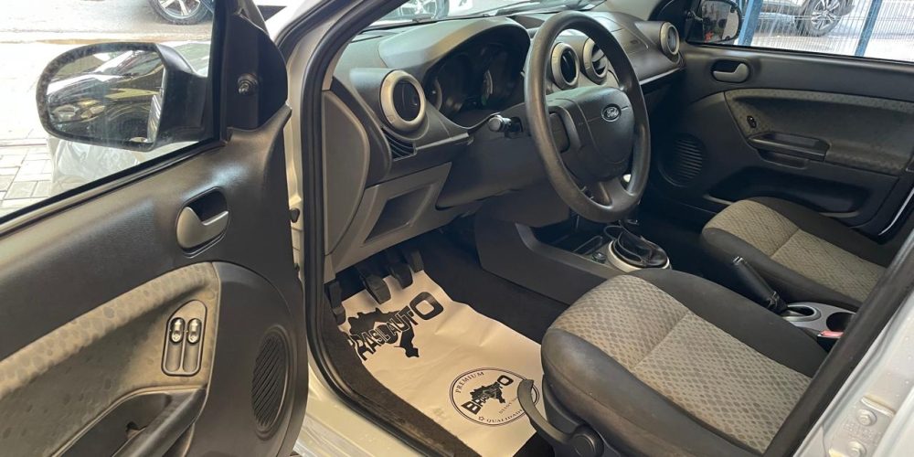 WhatsApp Image 2025-12-09 at 17.27.24 (7)