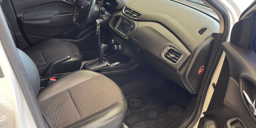 WhatsApp Image 2025-12-09 at 17.33.45